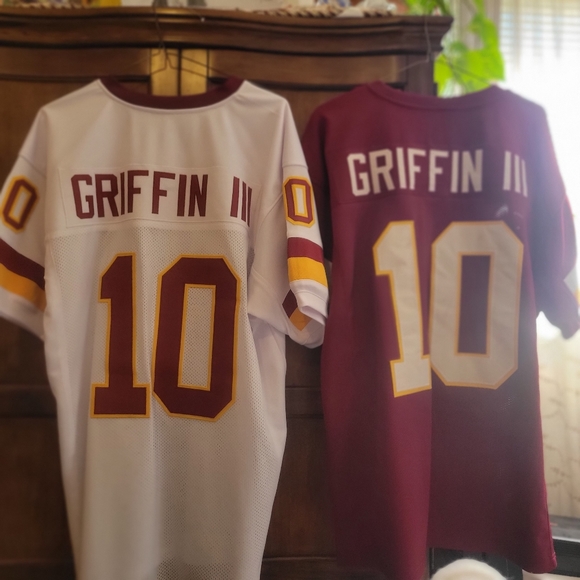 NFL Washington Redskins Red, White, And Gold RG3 Jersey - Picture 4 of 5